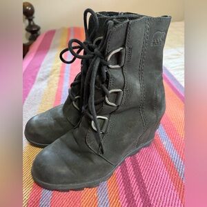 Sorel Joan of arctic wedge boot